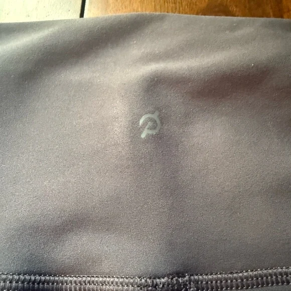 Peloton High Waisted Compression Workout Leggings - Picture 5 of 6